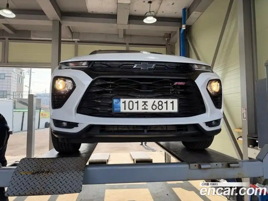 Chevrolet TrailBlazer 2023 1.3 Вариатор в Москве № 747990, фото 1