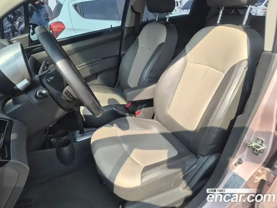 Chevrolet Spark 2012 1.0 Автомат в Москве № 748025, фото 11