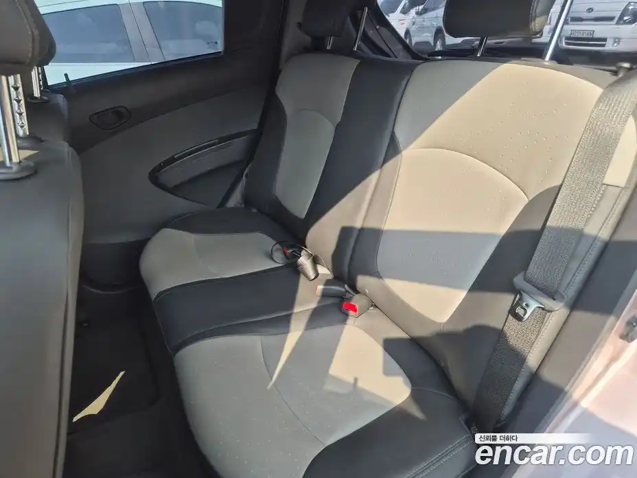 Chevrolet Spark 2012 1.0 Автомат в Москве № 748025, фото 12