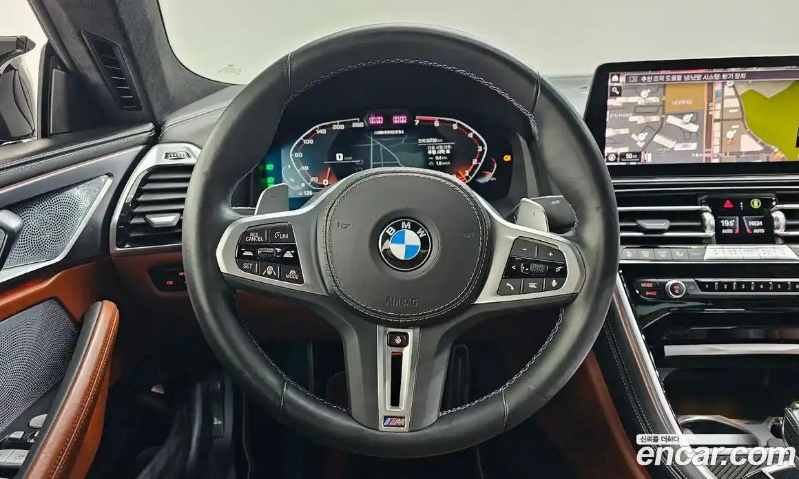 BMW 8-Series 2024 4.4 Автомат в Москве № 748558, фото 12