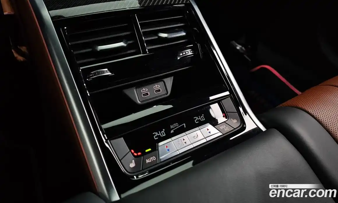 BMW 8-Series 2024 4.4 Автомат в Москве № 748558, фото 19