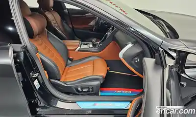 BMW 8-Series 2024 4.4 Автомат в Москве № 748558, миниатюра 10
