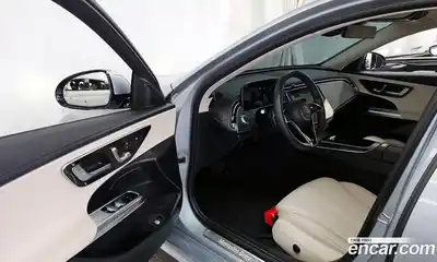 Mercedes-Benz E-Class 2025 2.0 Автомат в Москве № 749012, миниатюра 10