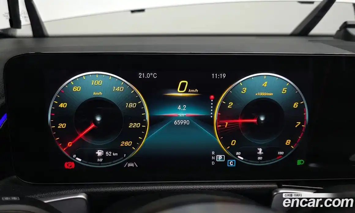 Mercedes-Benz GLB-Class 2021 2.0 Автомат в Москве № 749323, фото 8