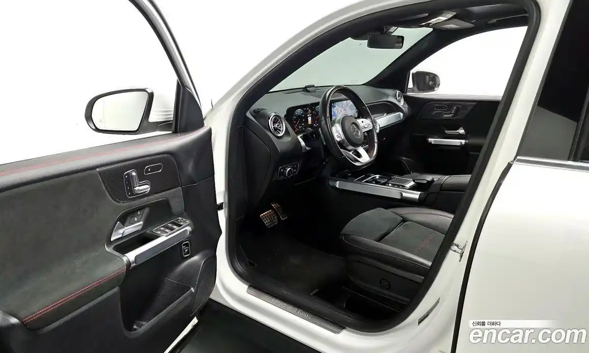 Mercedes-Benz GLB-Class 2021 2.0 Автомат в Москве № 749323, фото 10