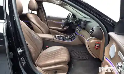 Mercedes-Benz E-Class 2019 2.0 Автомат в Москве № 749331, миниатюра 9