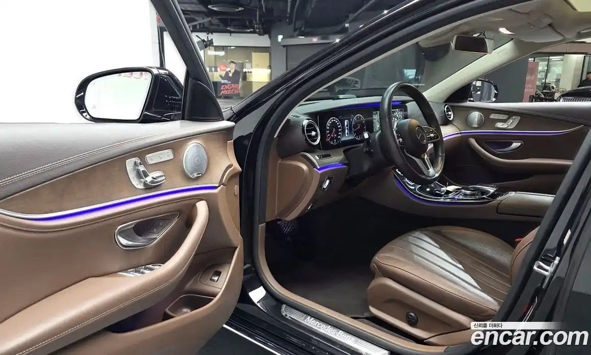 Mercedes-Benz E-Class 2019 2.0 Автомат в Москве № 749331, фото 10