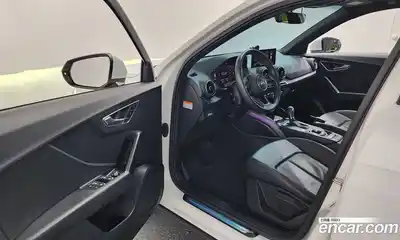 Audi Q2 2020 2.0 Автомат в Москве № 749436, миниатюра 10