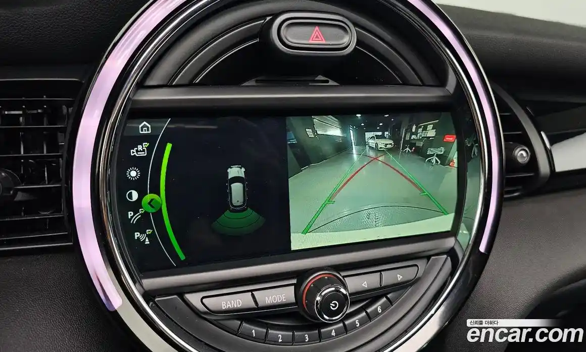 Mini Cooper 2019 1.5 Автомат в Москве № 749804, фото 15