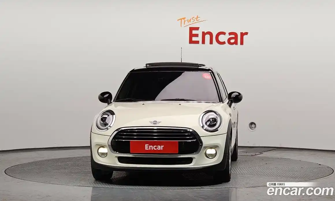Mini Cooper 2019 1.5 Автомат в Москве № 749804, фото 3