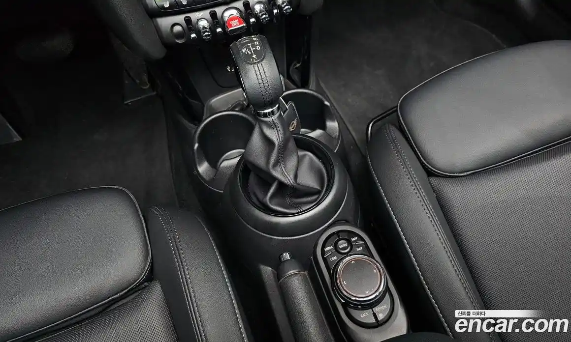 Mini Cooper 2019 1.5 Автомат в Москве № 749804, фото 9