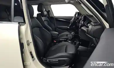 Mini Cooper 2019 1.5 Автомат в Москве № 749804, миниатюра 10