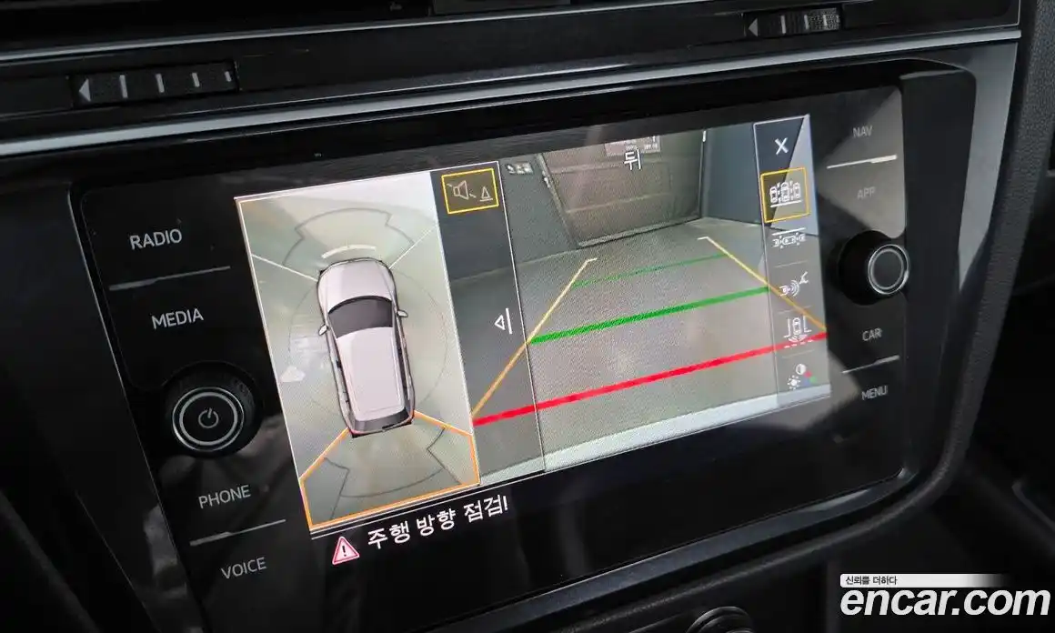 Volkswagen Tiguan 2020 2.0 Автомат в Москве № 750047, фото 15