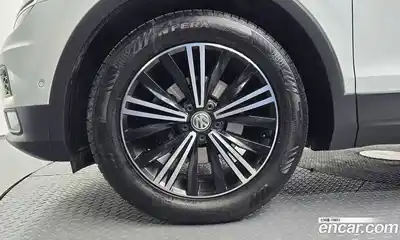 Volkswagen Tiguan 2020 2.0 Автомат в Москве № 750047, миниатюра 4