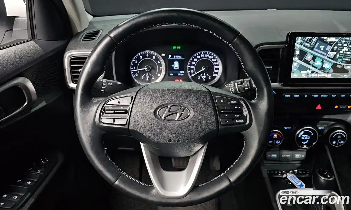 Hyundai Venue 2021 1.6 Автомат в Москве № 756084, фото 13