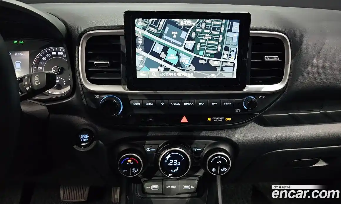 Hyundai Venue 2021 1.6 Автомат в Москве № 756084, фото 14