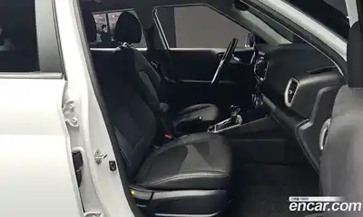 Hyundai Venue 2021 1.6 Автомат в Москве № 756084, миниатюра 10