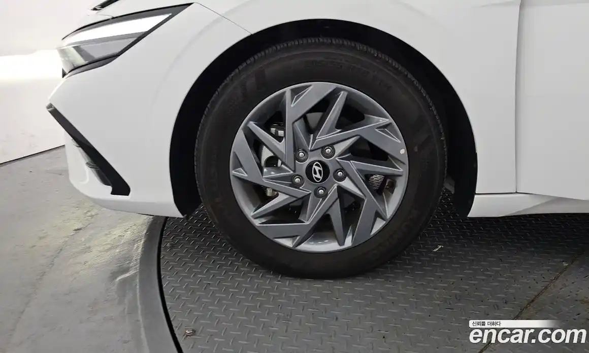 Hyundai Avante 2025 1.6 Автомат в Москве № 756414, фото 5