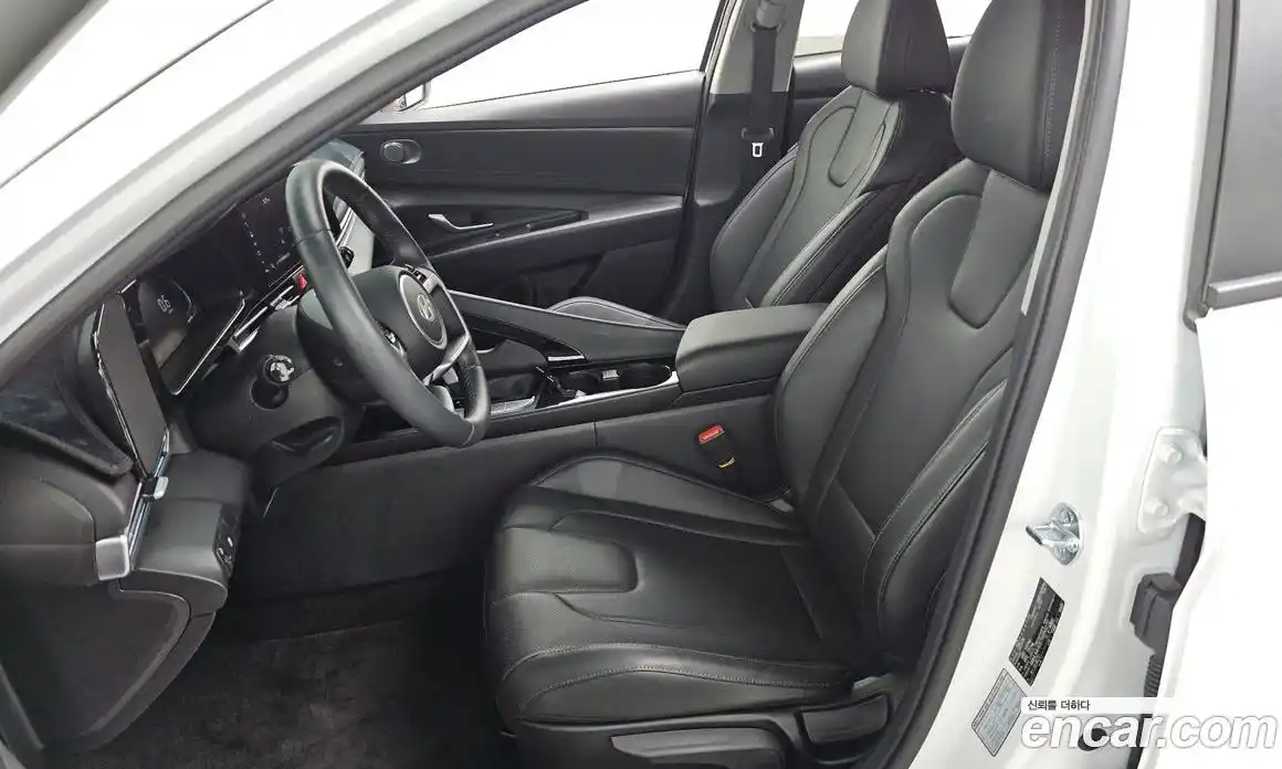 Hyundai Avante 2025 1.6 Автомат в Москве № 756414, фото 10