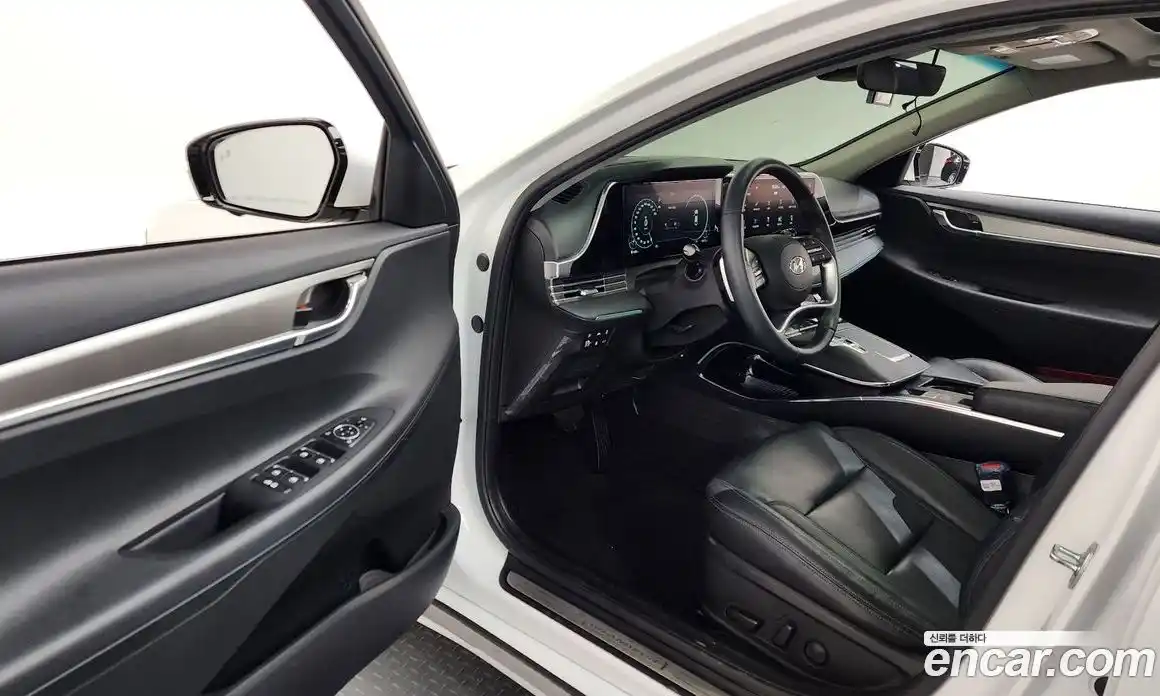 Hyundai Grandeur 2022 2.4 Автомат в Москве № 756550, фото 10