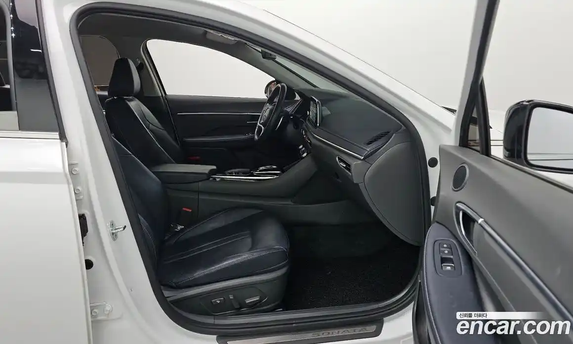 Hyundai Sonata 2021 1.6 Автомат в Москве № 756877, фото 19