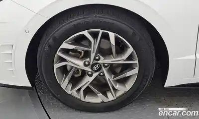 Hyundai Sonata 2021 1.6 Автомат в Москве № 756877, миниатюра 5