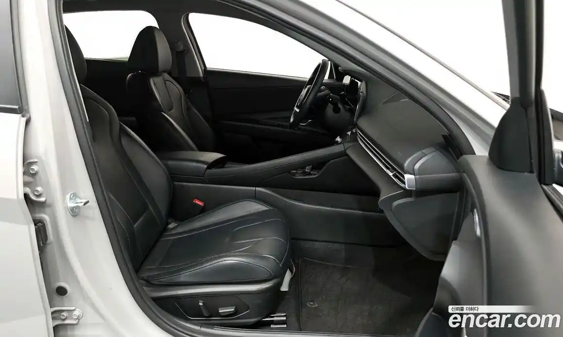 Hyundai Avante 2024 1.6 Автомат в Москве № 756956, фото 11