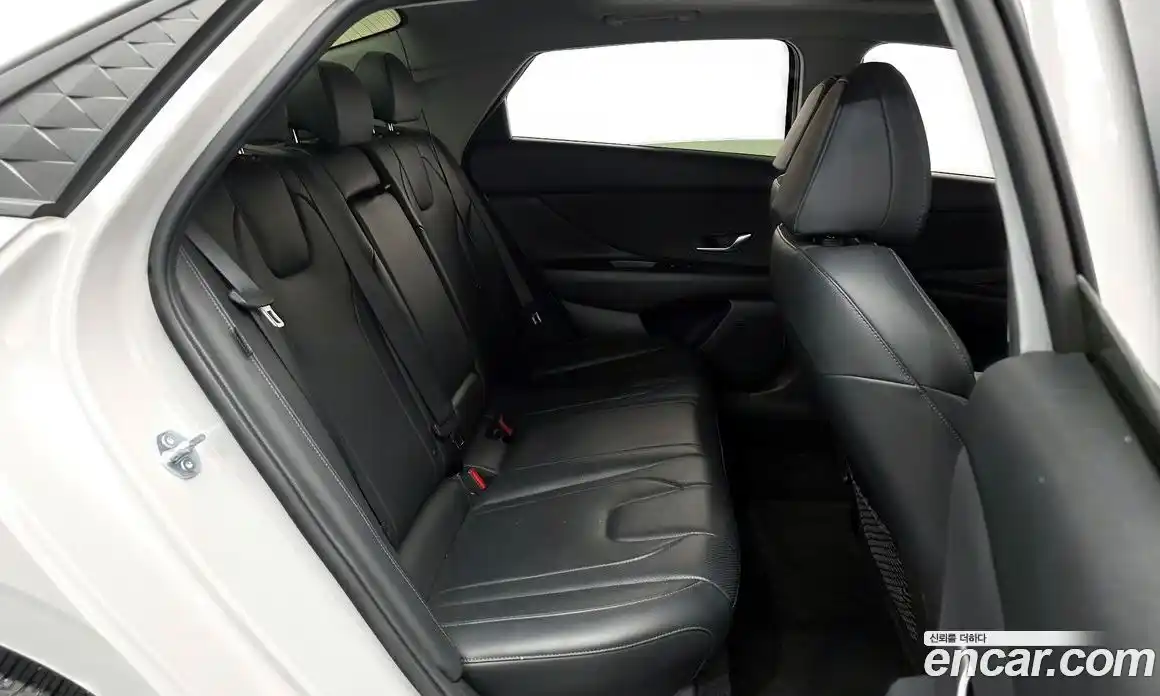 Hyundai Avante 2024 1.6 Автомат в Москве № 756956, фото 12