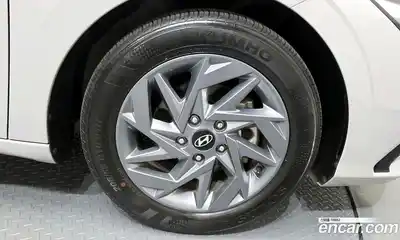 Hyundai Avante 2024 1.6 Автомат в Москве № 756956, миниатюра 5