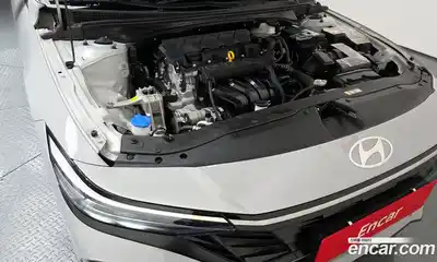 Hyundai Avante 2024 1.6 Автомат в Москве № 756956, миниатюра 6