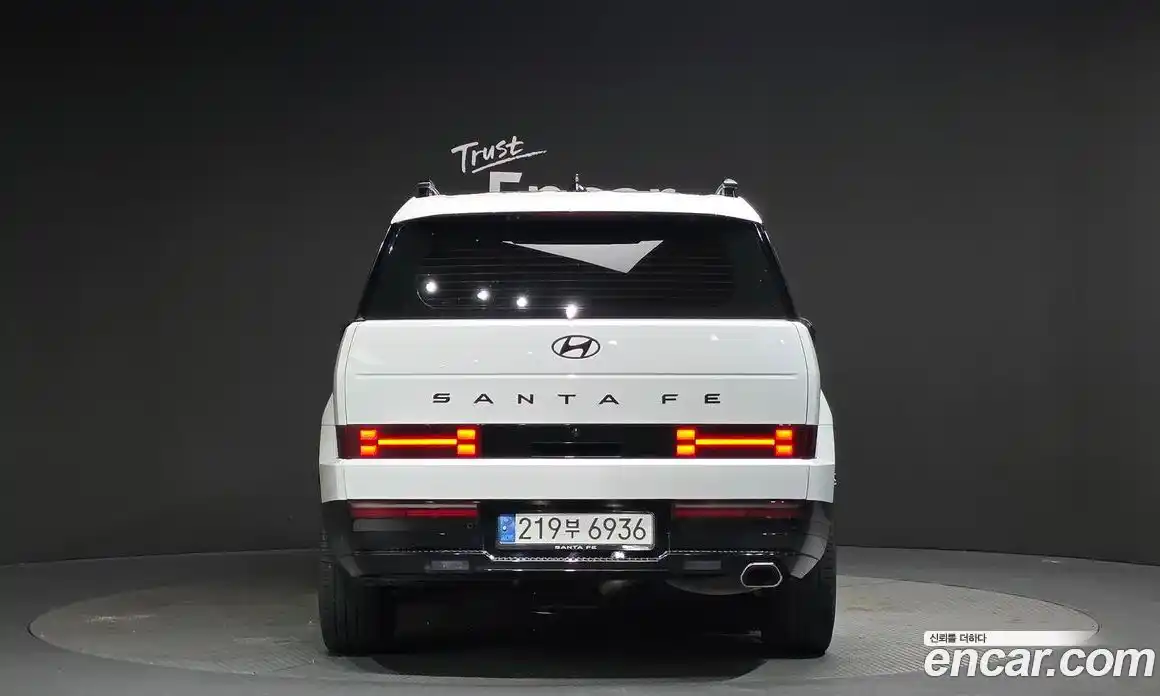 Hyundai Santa Fe 2023 2.5 Автомат в Москве № 756976, фото 4