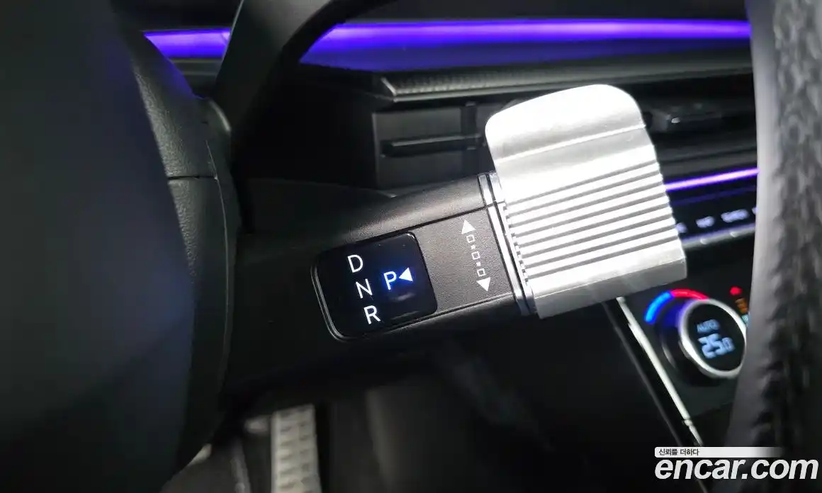 Hyundai Santa Fe 2023 2.5 Автомат в Москве № 756976, фото 9