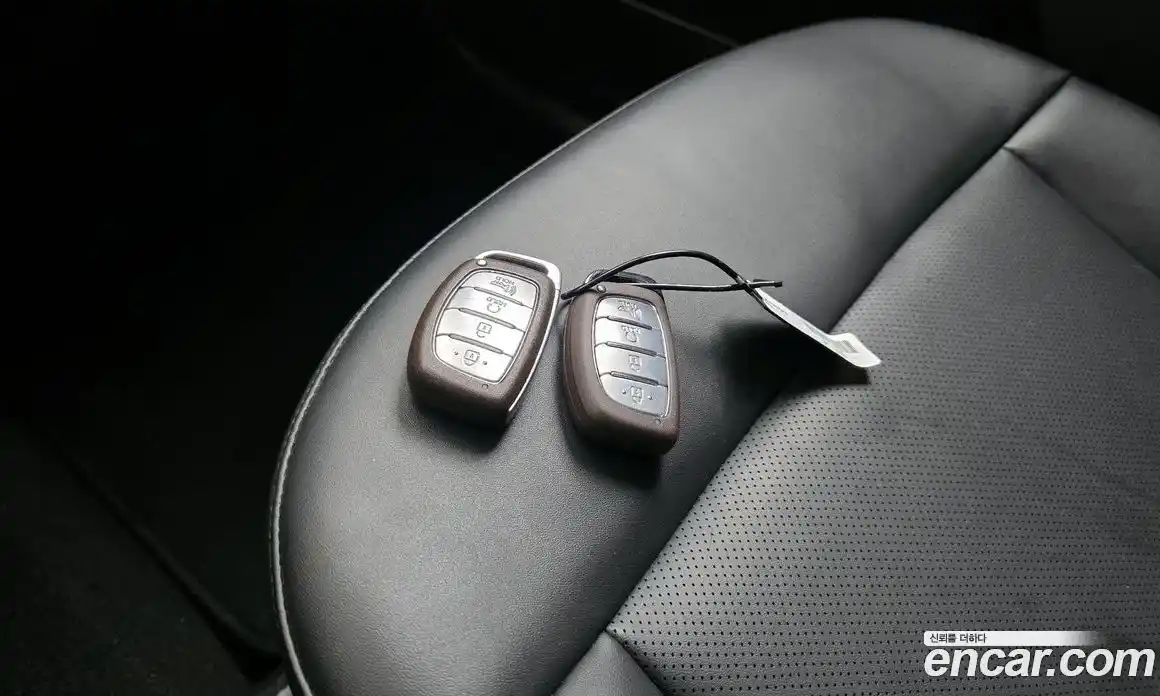 Hyundai Casper 2023 1.0 Автомат в Москве № 756985, фото 17