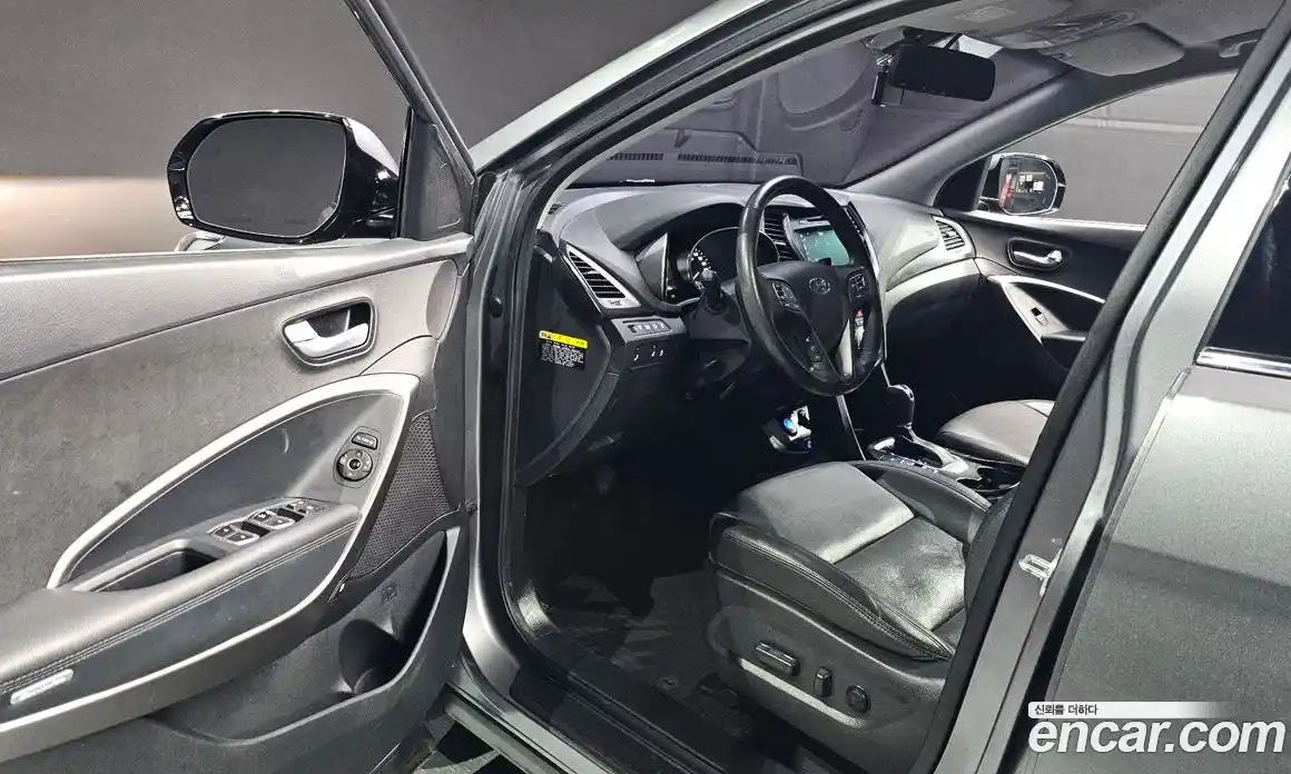 Hyundai Santa Fe 2017 2.0 Автомат в Москве № 757106, фото 12