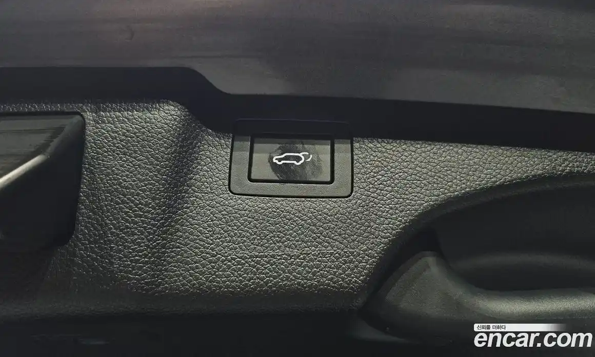 Hyundai Santa Fe 2017 2.0 Автомат в Москве № 757106, фото 19