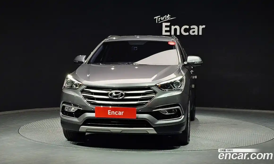 Hyundai Santa Fe 2017 2.0 Автомат в Москве № 757106, фото 3