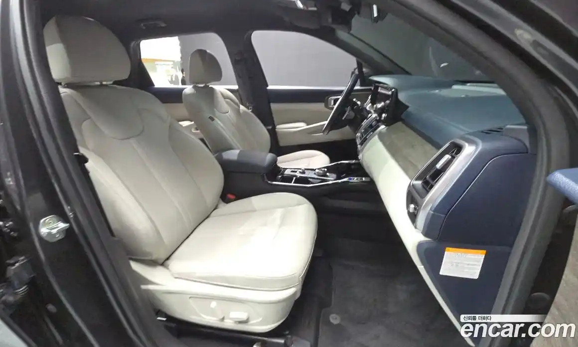 Kia Sorento 2022 1.6 Автомат в Москве № 757255, фото 11