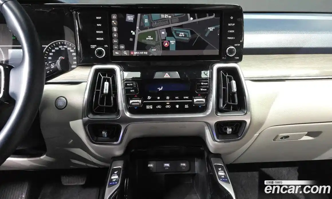 Kia Sorento 2022 1.6 Автомат в Москве № 757255, фото 14