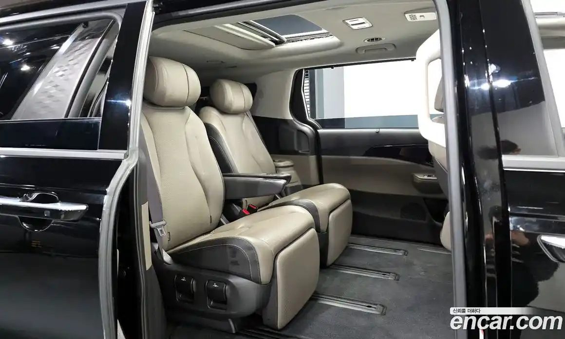 Kia Canival 2024 2.2 Автомат в Москве № 757282, фото 12