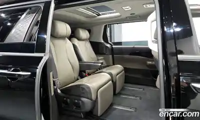 Kia Canival 2024 2.2 Автомат в Москве № 757282, миниатюра 12