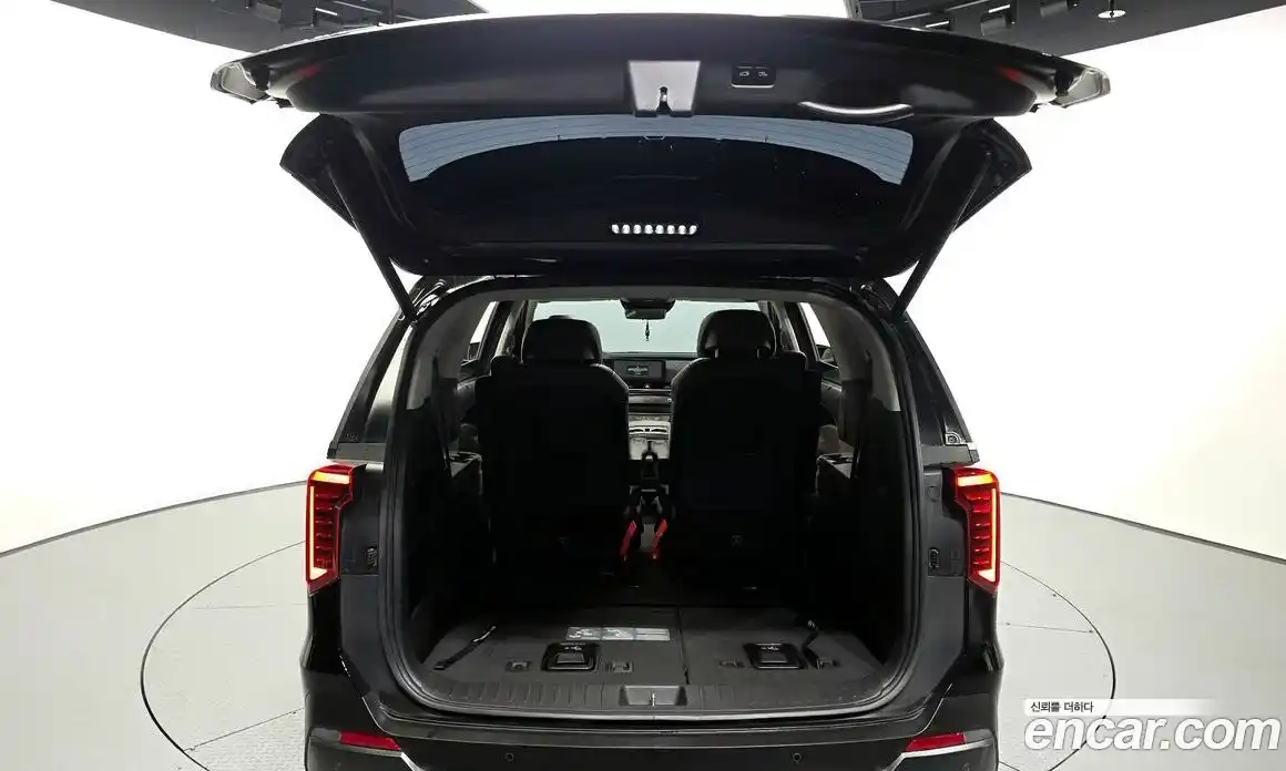 Kia Canival 2024 2.2 Автомат в Москве № 757282, фото 20