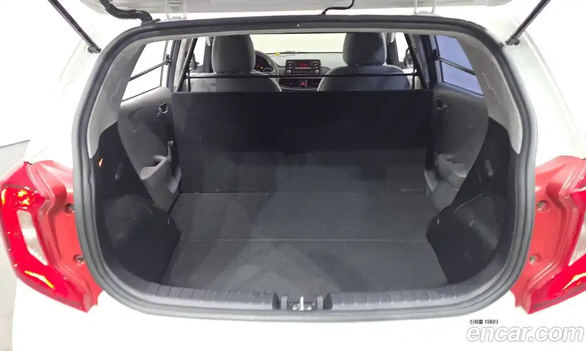 Kia Morning 2021 1.0 Автомат в Москве № 757579, фото 20