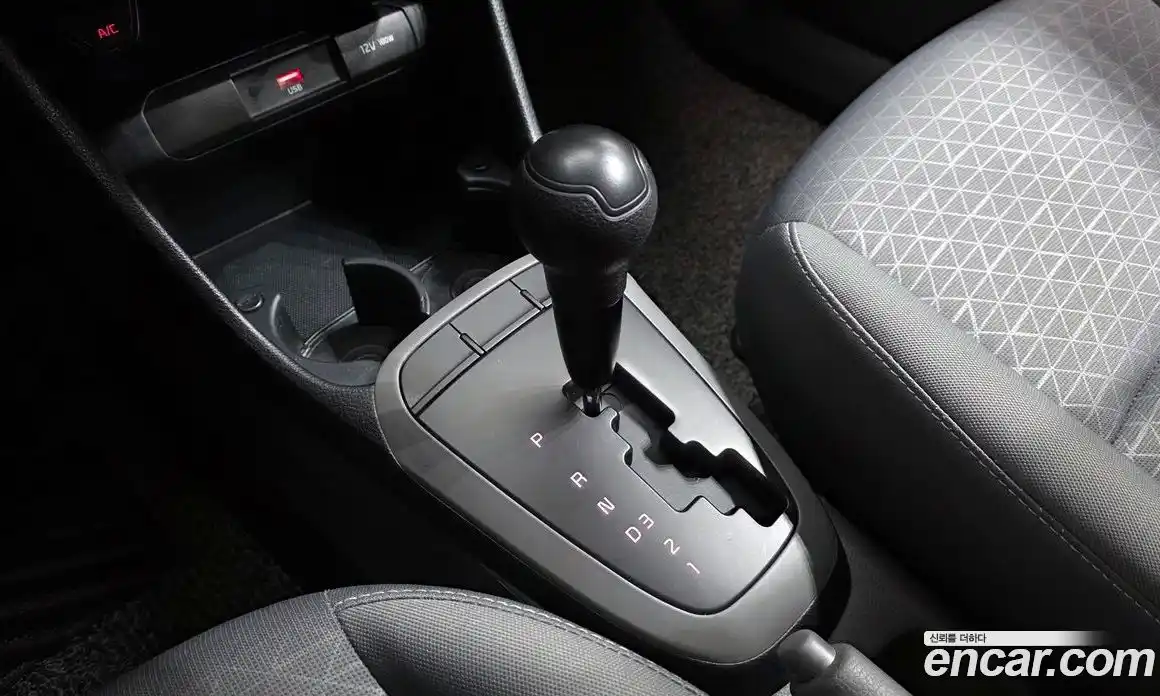 Kia Morning 2021 1.0 Автомат в Москве № 757579, фото 9