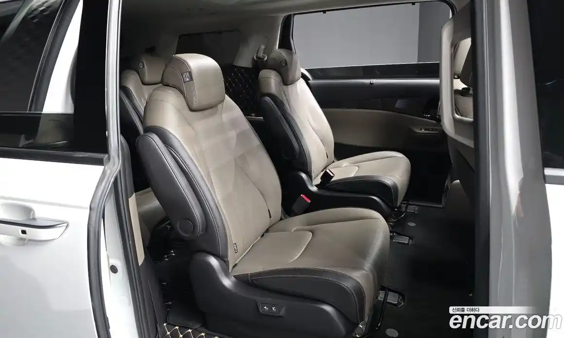 Kia Canival 2024 2.2 Автомат в Москве № 757581, фото 12