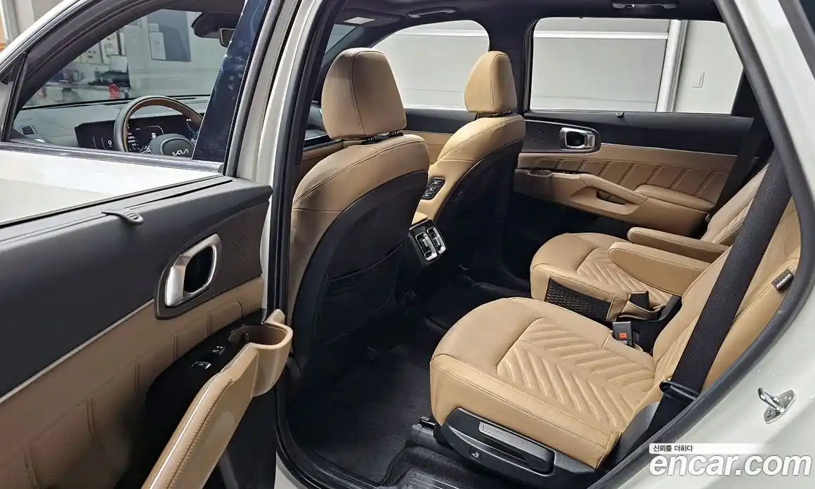 Kia Sorento 2024 1.6 Автомат в Москве № 757828, фото 11