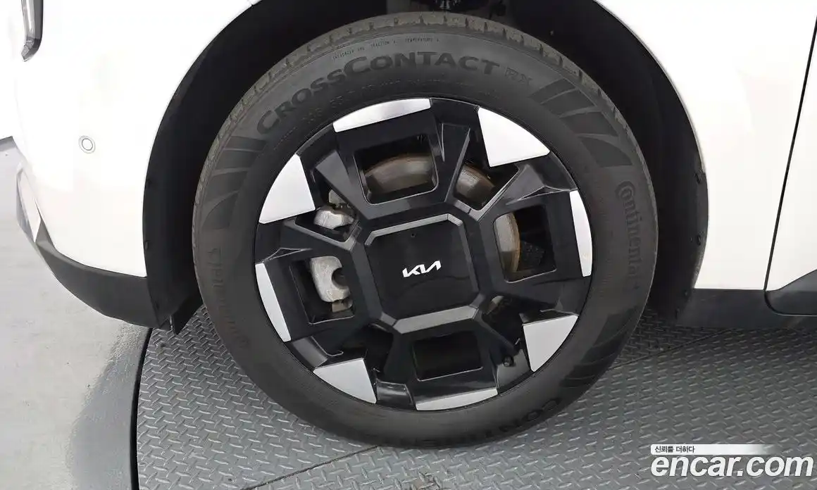 Kia Canival 2024 1.6 Автомат в Москве № 758062, фото 4