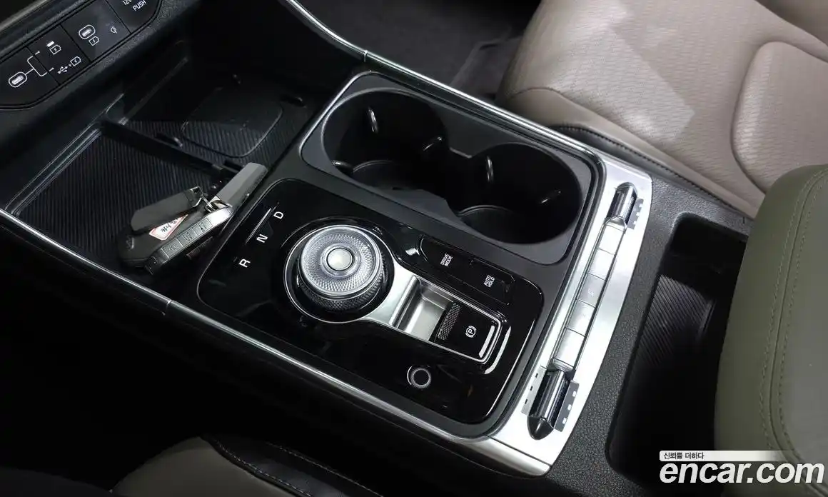 Kia Canival 2024 1.6 Автомат в Москве № 758062, фото 8