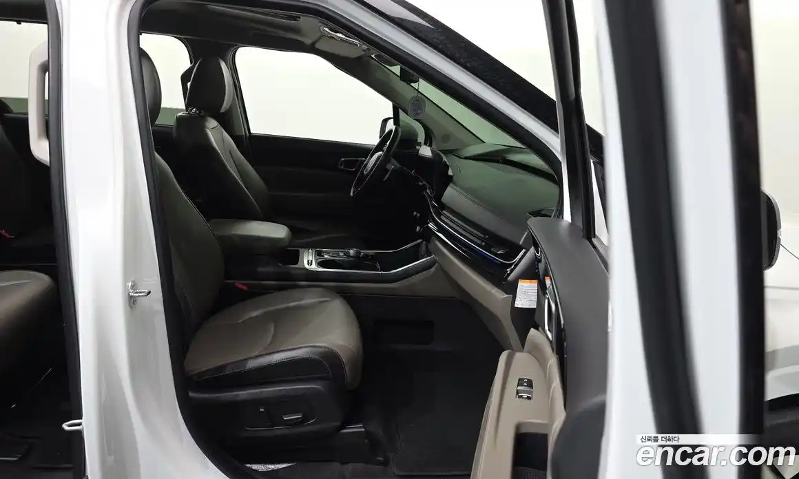 Kia Canival 2024 1.6 Автомат в Москве № 758062, фото 10