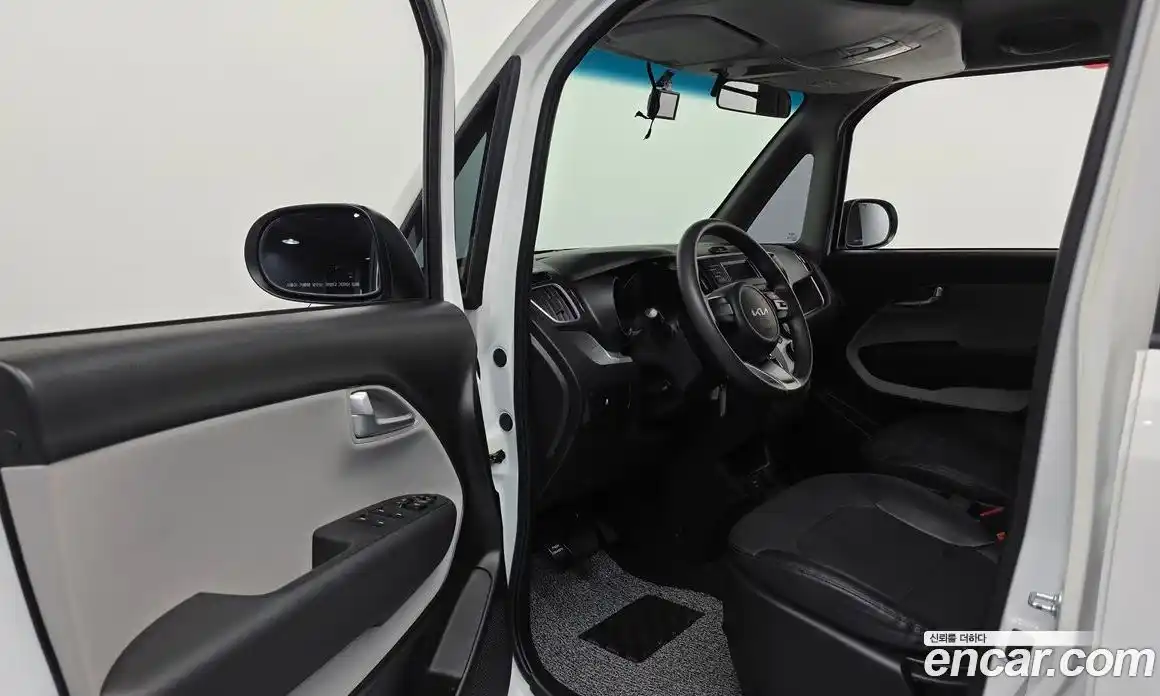 Kia Ray 2021 1.0 Автомат в Москве № 758636, фото 10