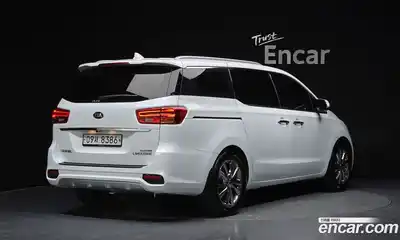 Kia Canival 2018 3.3 Автомат в Москве № 758768, миниатюра 2